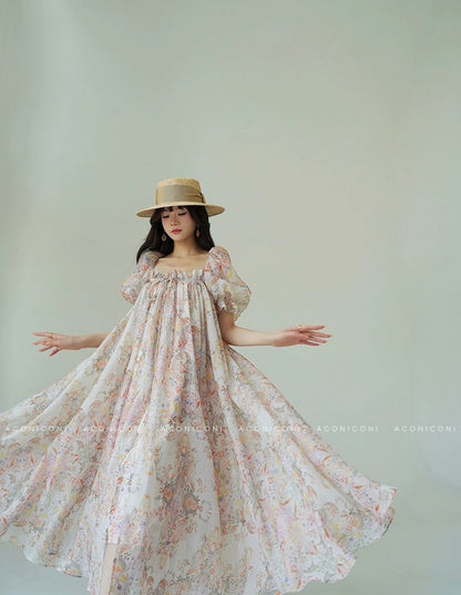 Aconiconi | Ella in Bloom