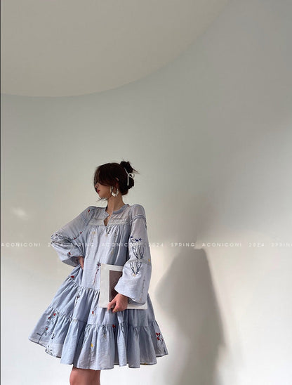 Aconiconi｜Blue Hibiscus  Embroidery Linen Dress