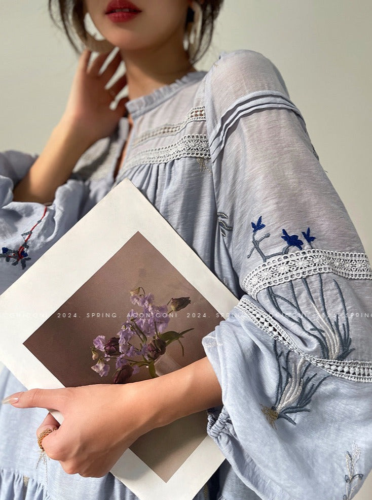 Aconiconi｜Blue Hibiscus  Embroidery Linen Dress