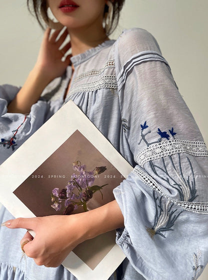 Aconiconi｜Blue Hibiscus  Embroidery Linen Dress