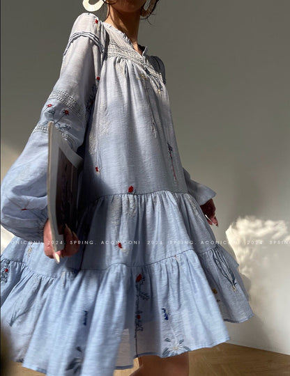 Aconiconi｜Blue Hibiscus  Embroidery Linen Dress