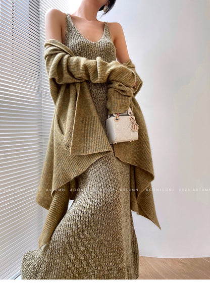 Aconiconi｜Late autumn evening wool knitted suspender dress & cardigan
