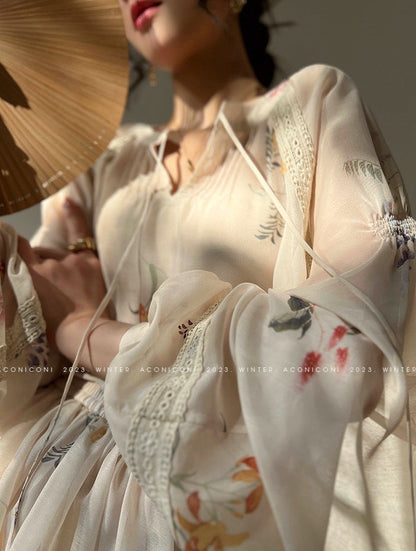 Aconiconi｜Moon Shadow Camellia Skirt Suit