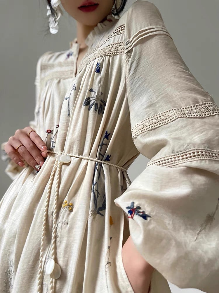 Aconiconi｜Blue Hibiscus  Embroidery Linen Dress