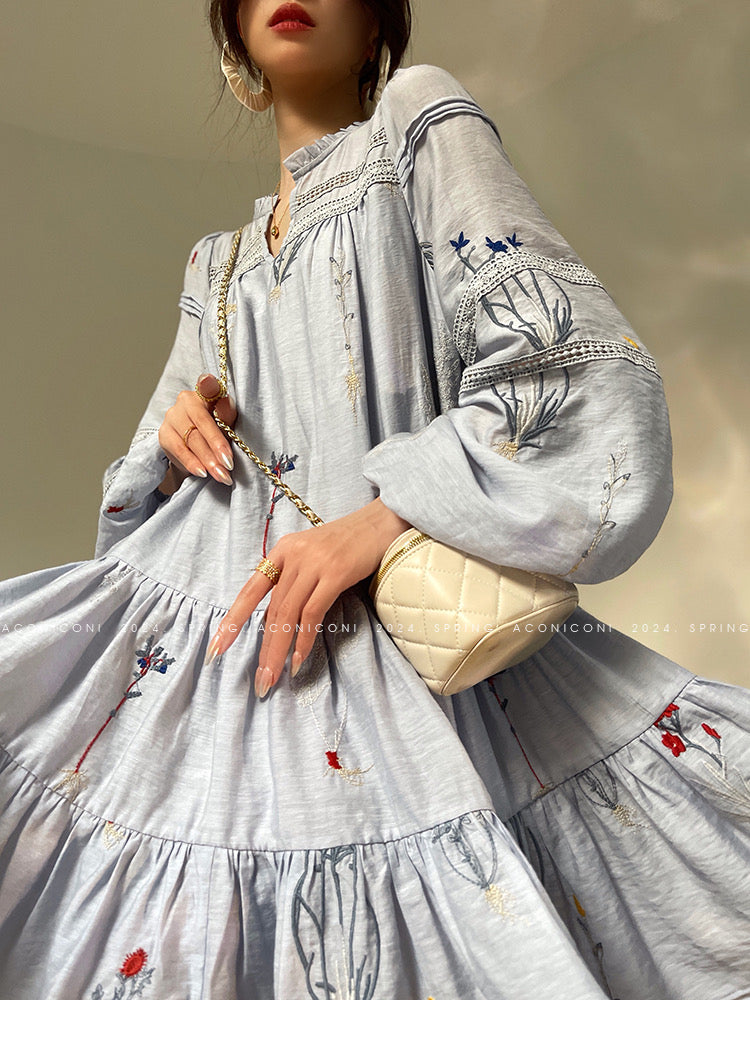 Aconiconi｜Blue Hibiscus  Embroidery Linen Dress