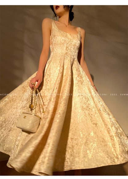 Aconiconi｜Twilight Cloud Gilded French Temperament Light Luxury Dress
