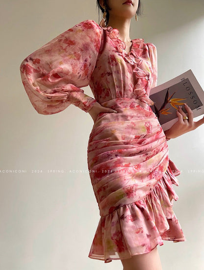 Aconiconi | Vivid Floral V-neck Ruffle Dress