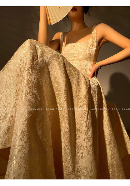 Aconiconi｜Twilight Cloud Gilded French Temperament Light Luxury Dress