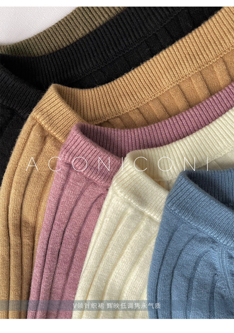 Aconiconi｜ Turtleneck and V-neck Knitted Long Slim Fit Dress