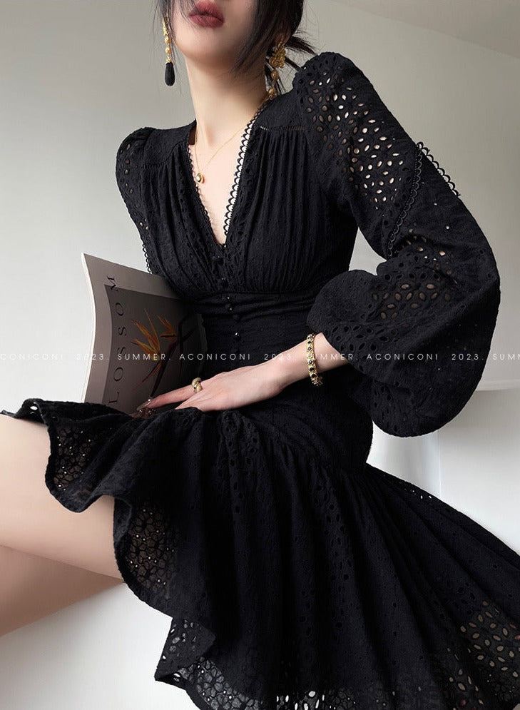 Aconiconi｜White Indigo Smoked Lace Cotton Dress