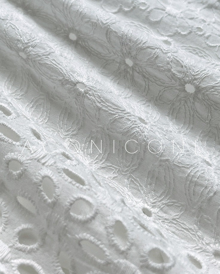 Aconiconi｜White Indigo Smoked Lace Cotton Dress