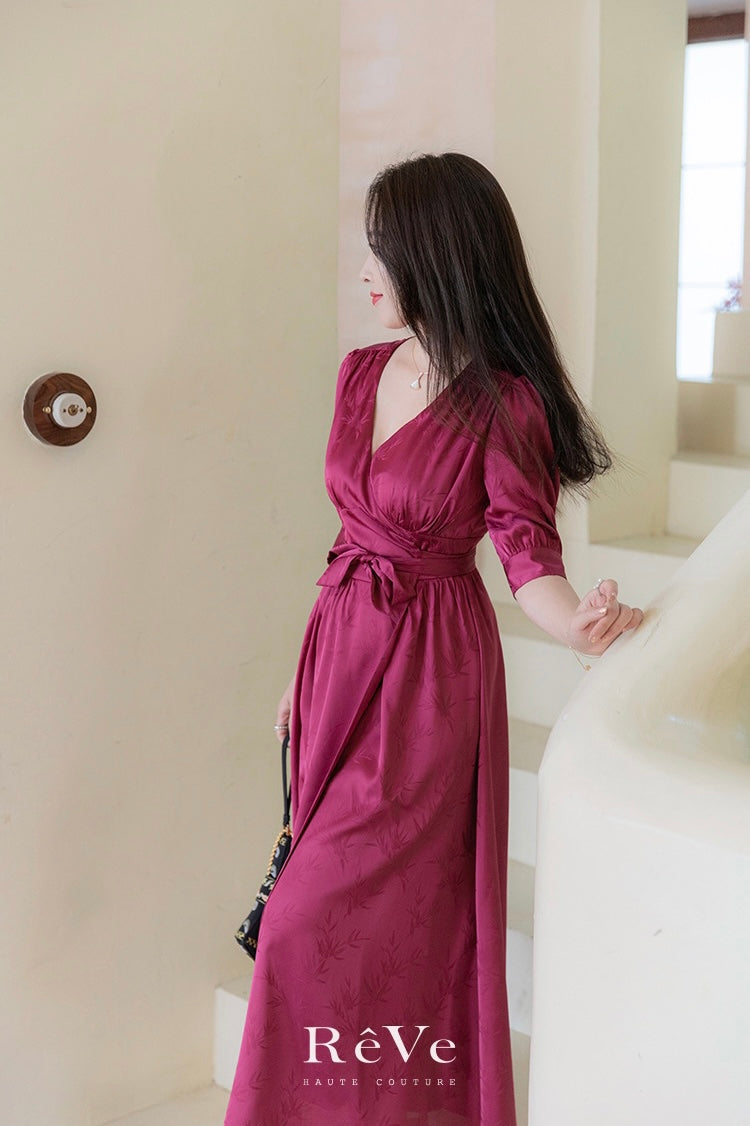 ReVe | Burgundy Rose Pattern Jacquard Phoenix Satin Dress