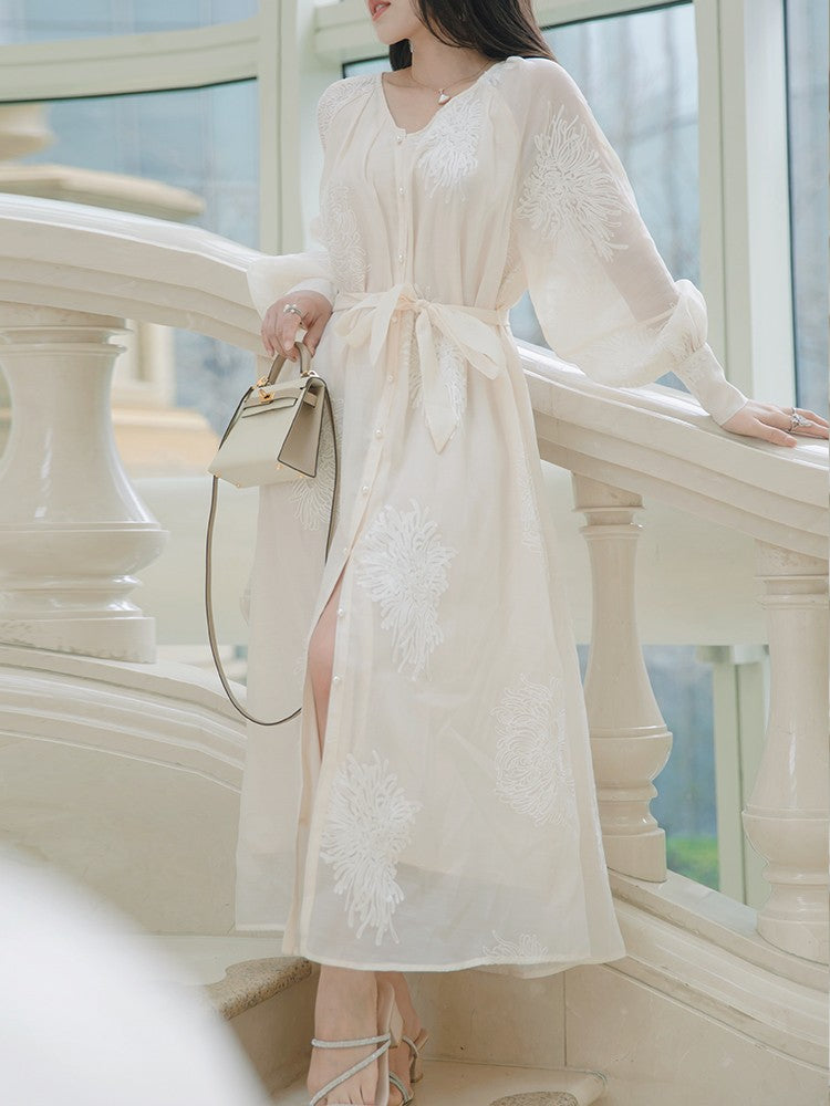 Reve | high-definition French lazy wind long-sleeved embroidery v-neck dress